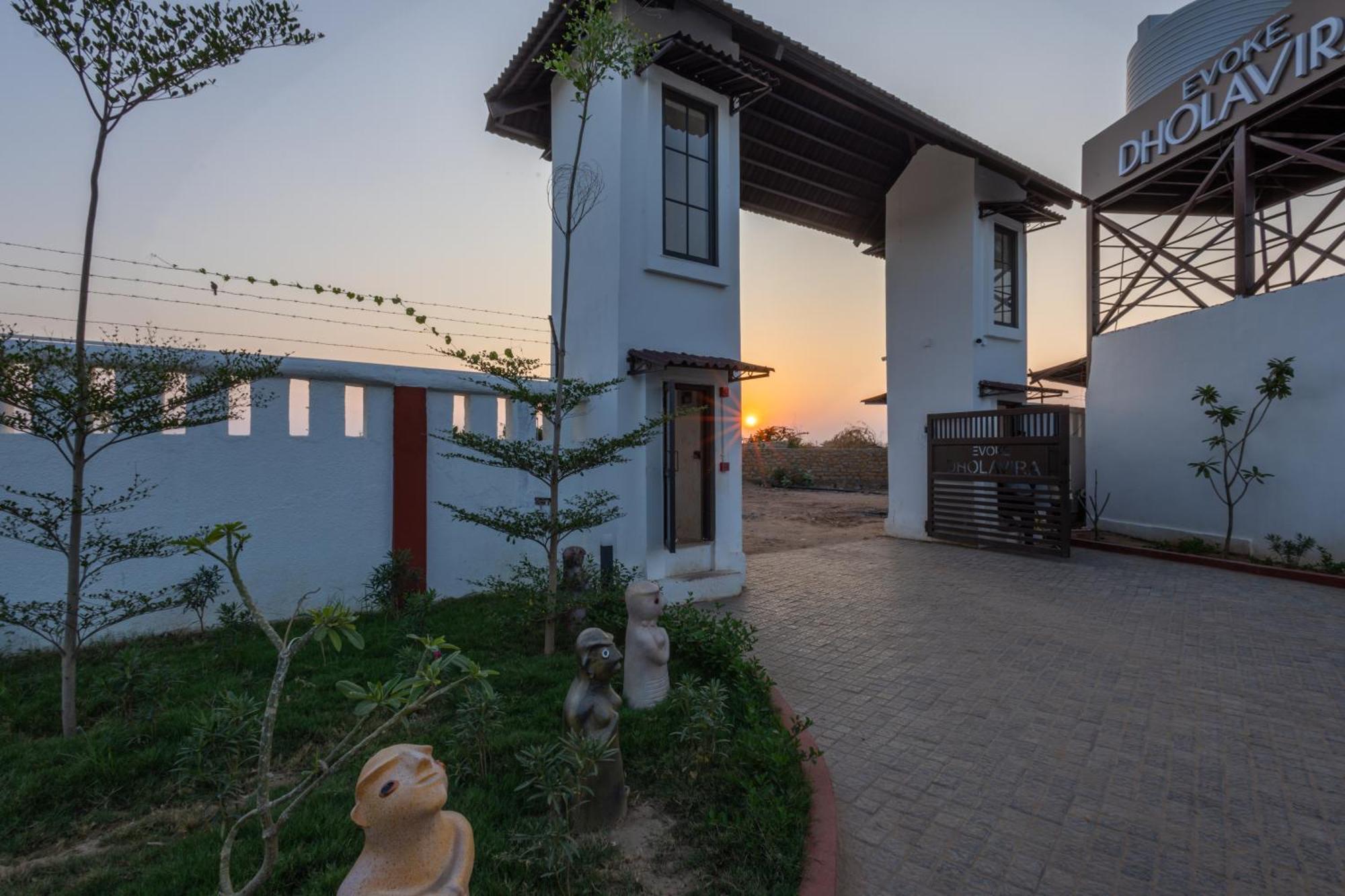 Evoke Dholavira Hotel Ngoại thất bức ảnh